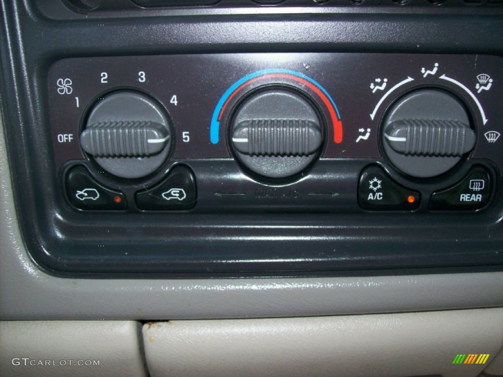 2000 Yukon XL SLT 4x4 - Black Onyx / Medium Dark Oak photo #16