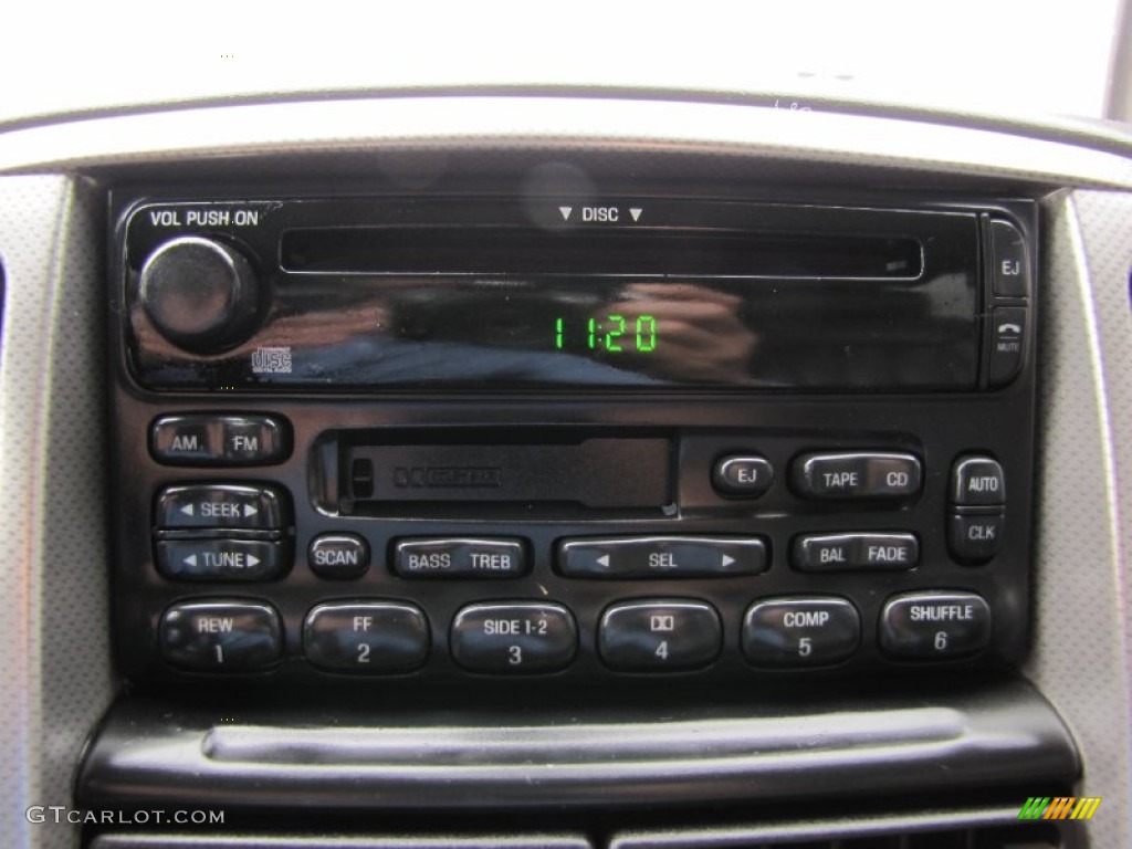 2003 Mercury Mountaineer Convenience AWD Audio System Photo #53676576