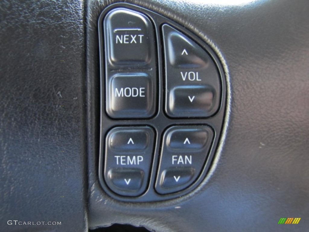 2007 Ford F350 Super Duty Lariat Crew Cab 4x4 Controls Photo #53677785