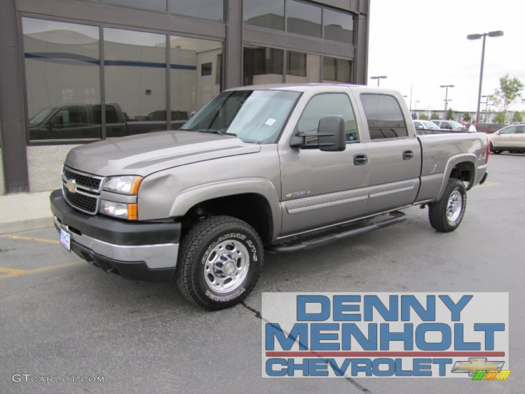 2007 Silverado 2500HD Classic LT Crew Cab 4x4 - Graystone Metallic / Dark Charcoal photo #1