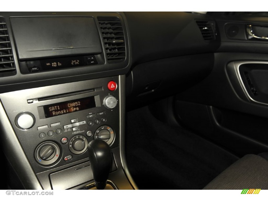 2007 Outback 2.5i Wagon - Brilliant Silver Metallic / Warm Ivory Tweed photo #15