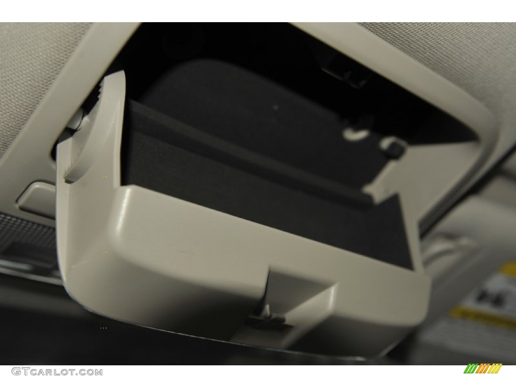 2007 Outback 2.5i Wagon - Brilliant Silver Metallic / Warm Ivory Tweed photo #17