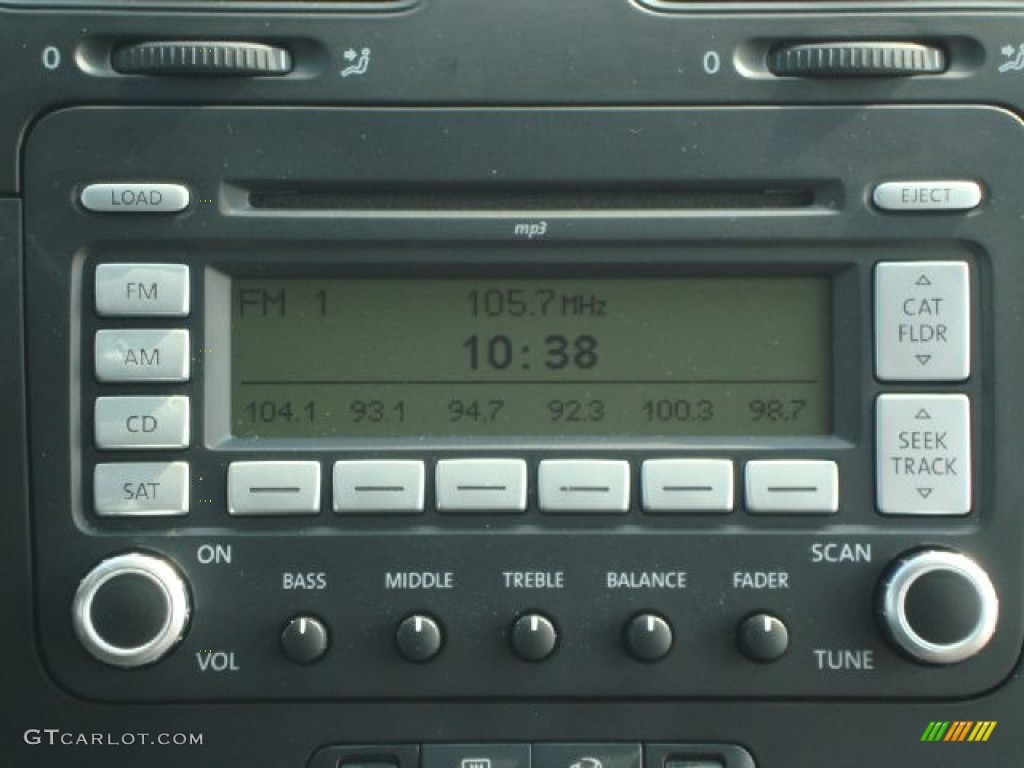 2009 Volkswagen Jetta Wolfsburg Edition Sedan Audio System Photos