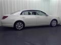 Blizzard White Pearl - Avalon XLS Photo No. 17