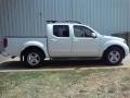 Avalanche White - Frontier LE Crew Cab Photo No. 17