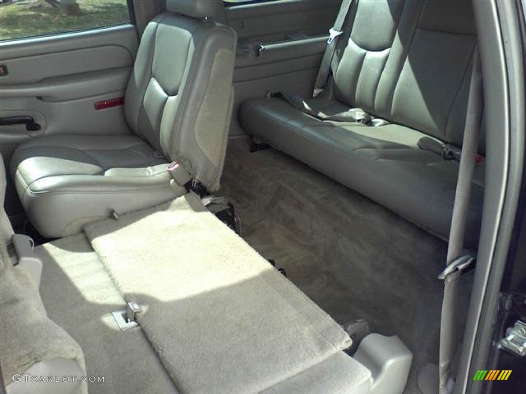 Gray/Dark Charcoal Interior 2004 Chevrolet Suburban 1500 LT 4x4 Photo #53689929
