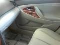 Black - Camry LE Photo No. 11