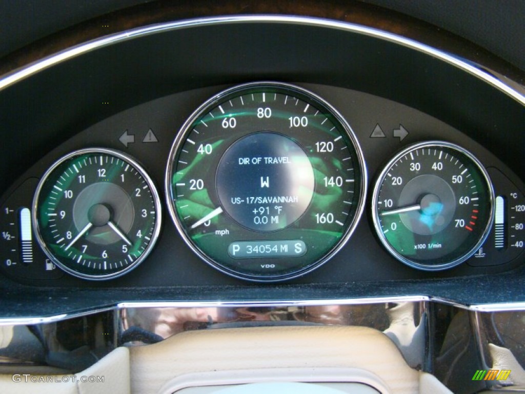 2008 Mercedes-Benz CLS 550 Gauges Photo #53695734