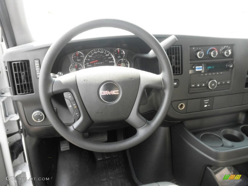 2011 GMC Savana Cutaway 3500 Commercial Utility Truck Dashboard Photos