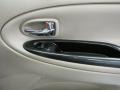 2003 Pure White Mazda MPV LX  photo #18