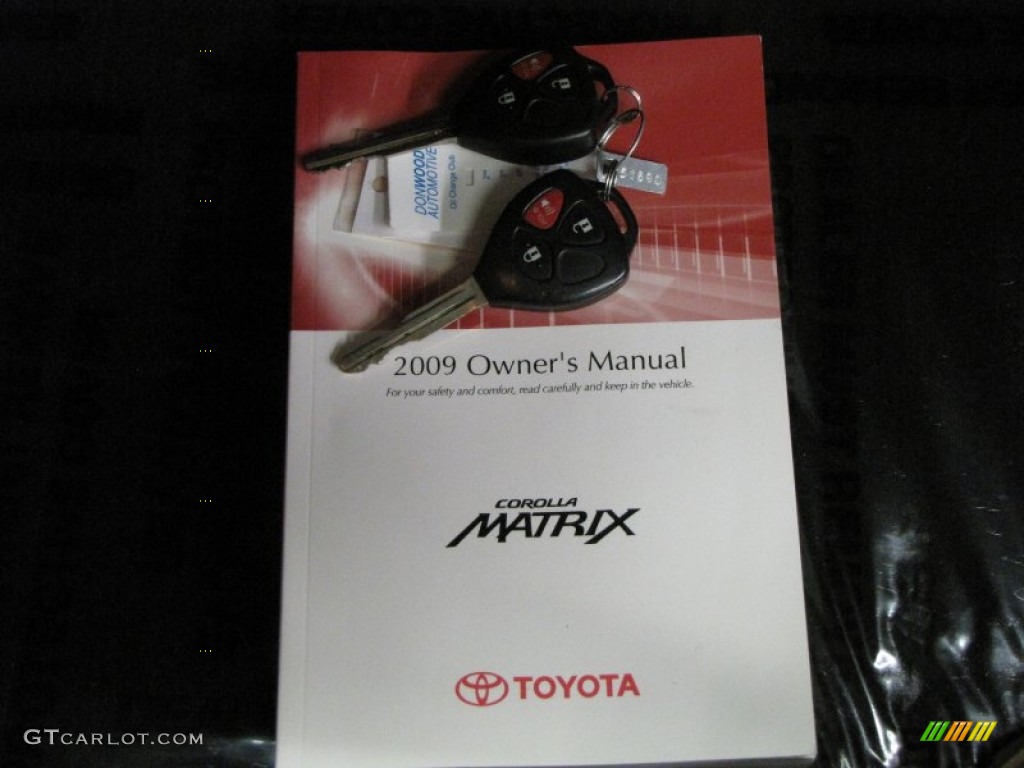 2009 Matrix S AWD - Black Sand Mica / Dark Charcoal photo #23