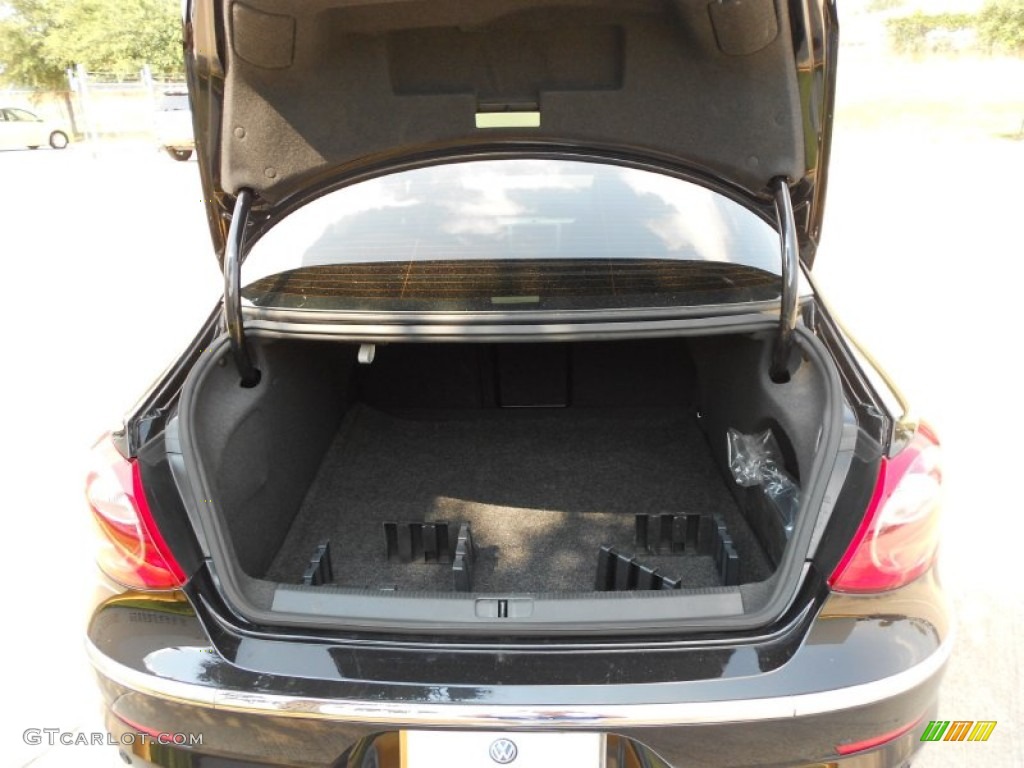 2010 Volkswagen CC Luxury Trunk Photo #53700034