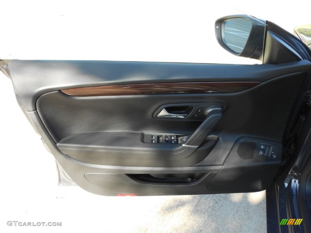 2012 Volkswagen CC Lux Plus Black Door Panel Photo #53701161