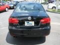 Black - Jetta SE Sedan Photo No. 8