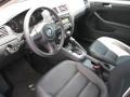 Black - Jetta SE Sedan Photo No. 15