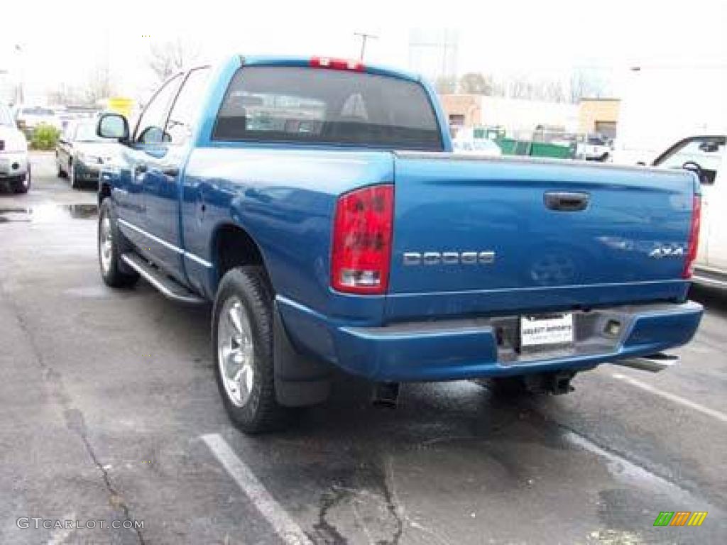 2002 Ram 1500 Sport Quad Cab 4x4 - Atlantic Blue Pearl / Taupe photo #11