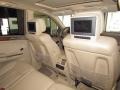 Arctic White - GL 450 4Matic Photo No. 20