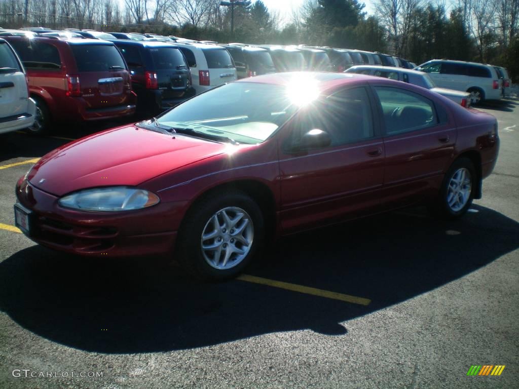 2005 Stratus SE Sedan - Inferno Red Crystal Pearl / Dark Slate Gray photo #1