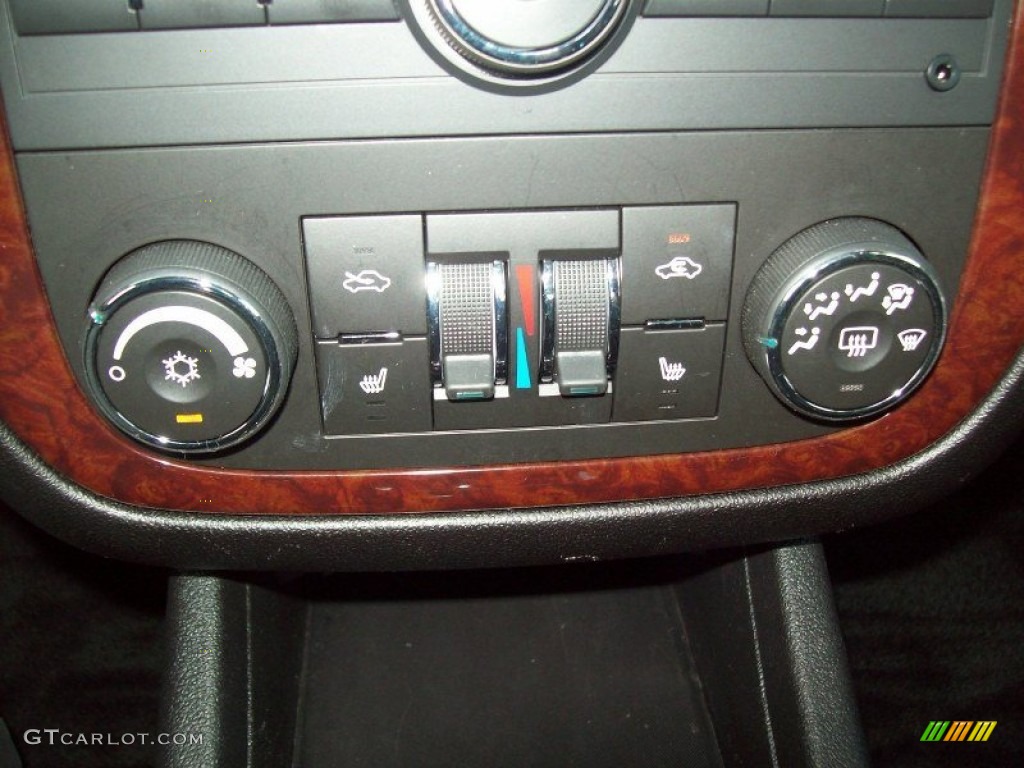 2011 Impala LTZ - Summit White / Ebony photo #24