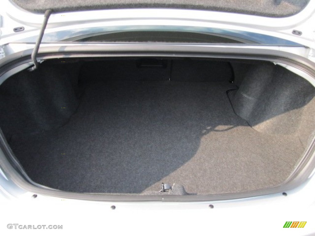 2011 Chrysler 200 LX Trunk Photo #53714682