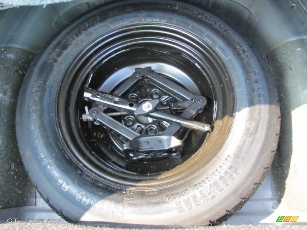 2010 Sebring Touring Sedan - Brilliant Black Crystal Pearl / Dark Slate Gray photo #22