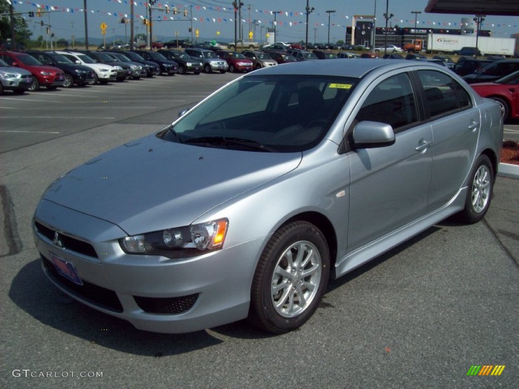 Apex Silver Metallic Mitsubishi Lancer