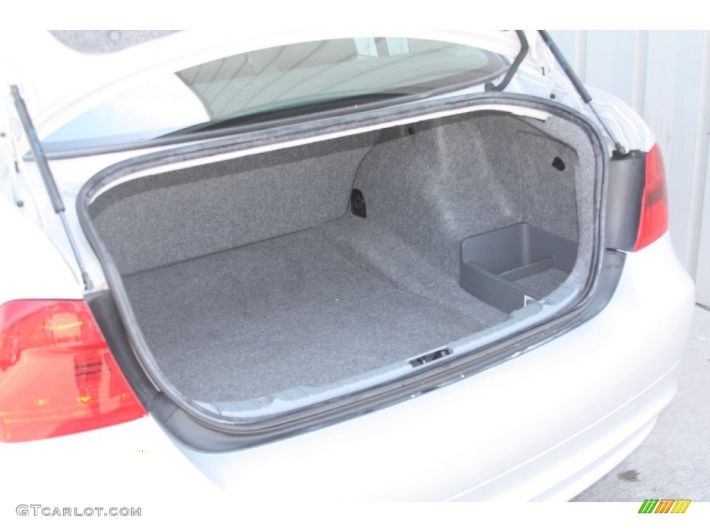 2006 3 Series 325i Sedan - Titanium Silver Metallic / Black photo #29