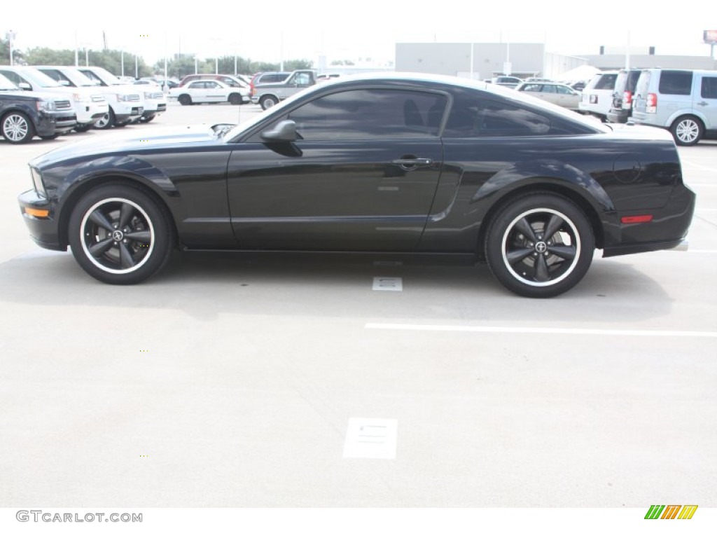 Black 2008 Ford Mustang Bullitt Coupe Exterior Photo #53720412