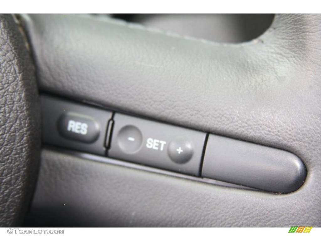 2008 Ford Mustang Bullitt Coupe Controls Photo #53720538