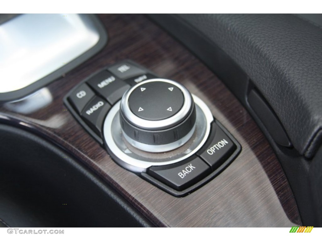 2010 BMW 5 Series 550i Sedan Controls Photo #53721210