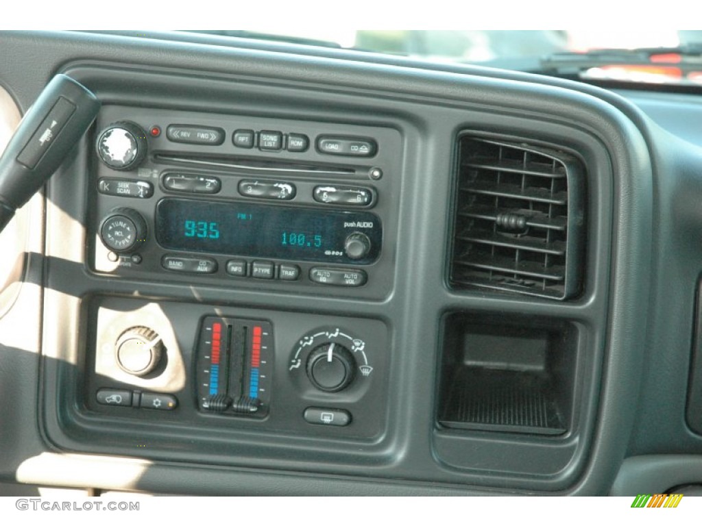 2003 Suburban 1500 Z71 4x4 - Dark Green Metallic / Gray/Dark Charcoal photo #11