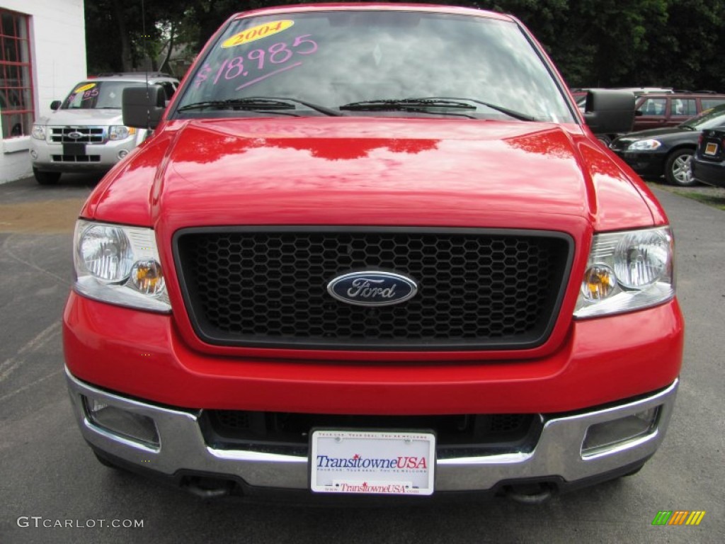 2004 F150 XLT SuperCrew 4x4 - Bright Red / Dark Flint photo #19