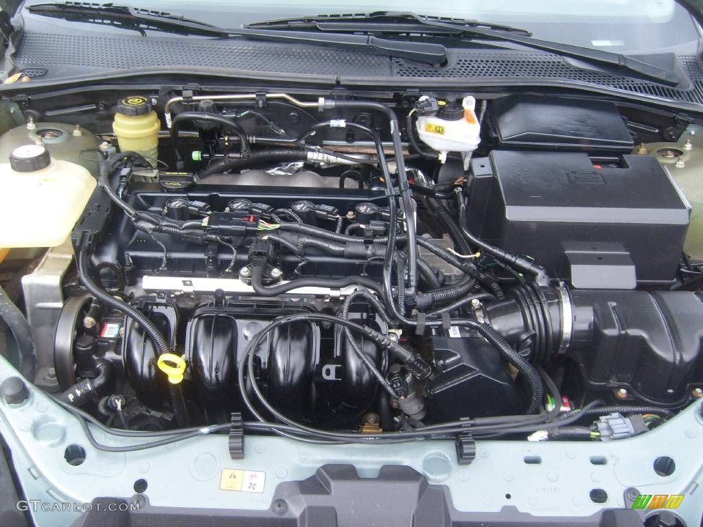2005 Focus ZX4 SES Sedan - Light Tundra Metallic / Dark Flint/Light Flint photo #26