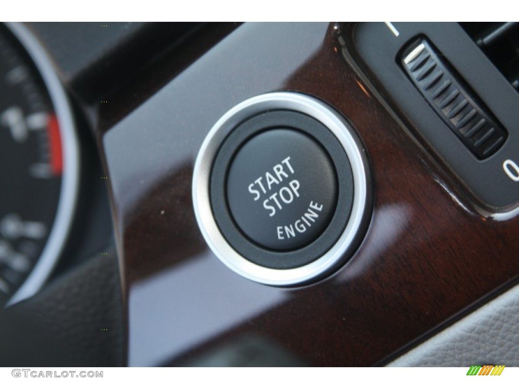 2011 3 Series 328i Sedan - Space Gray Metallic / Gray Dakota Leather photo #18