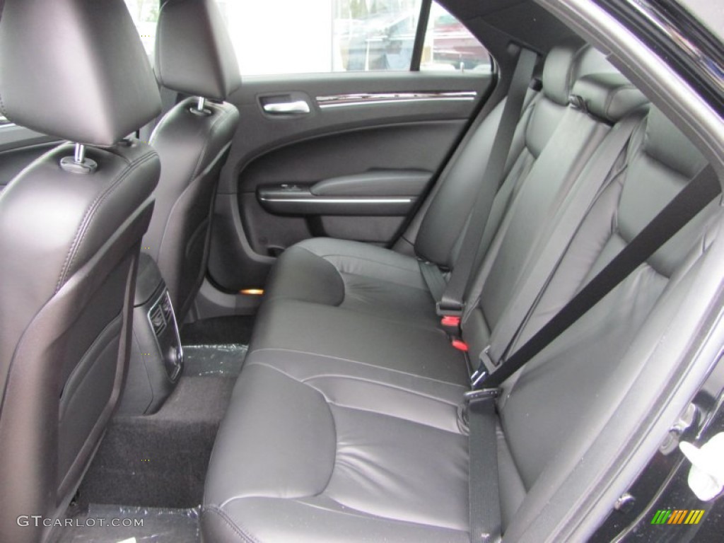 Black Interior 2011 Chrysler 300 Limited Photo #53732772
