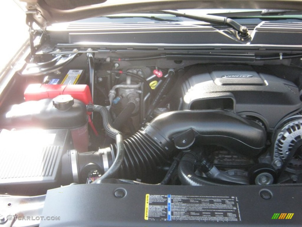 2007 Chevrolet Suburban 1500 LS 5.3 Liter OHV 16-Valve Vortec V8 Engine Photo #53732817