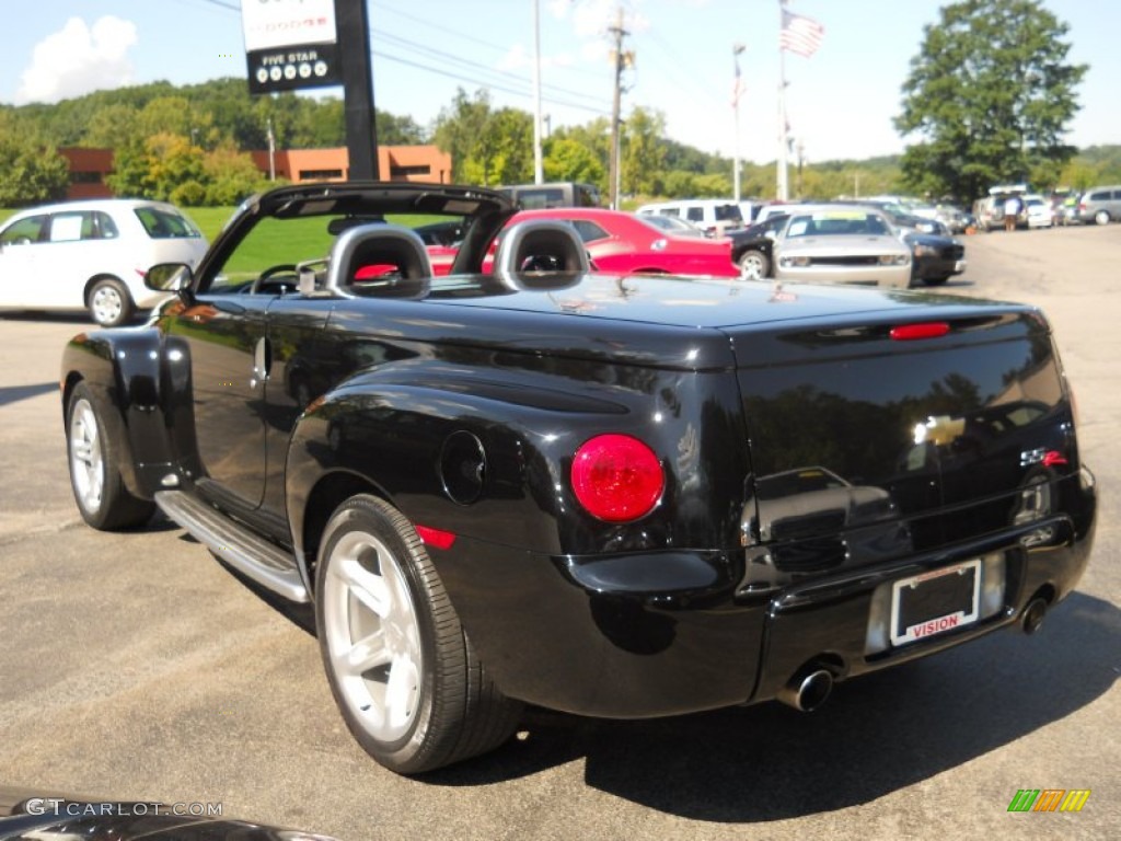Smokin' Asphalt Black 2004 Chevrolet SSR Standard SSR Model Exterior Photo #53735253