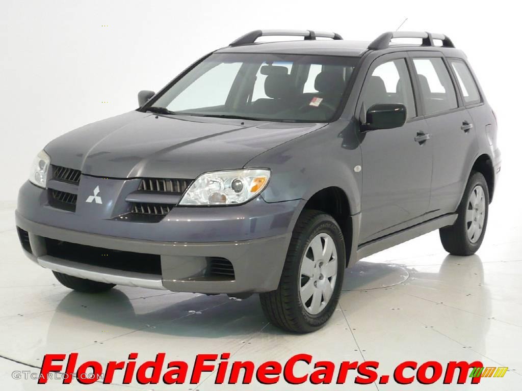 Graphite Gray Mitsubishi Outlander