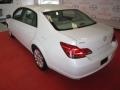 Blizzard White Pearl - Avalon XLS Photo No. 4