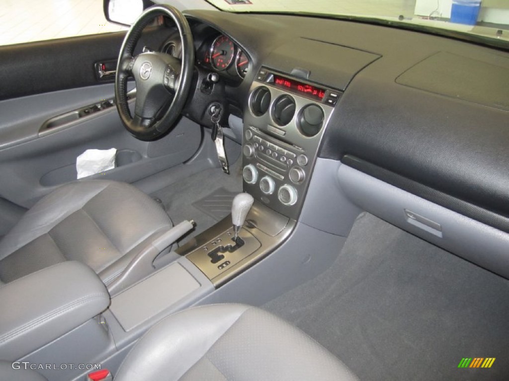 Gray Interior 2004 Mazda MAZDA6 s Sport Sedan Photo #53737101