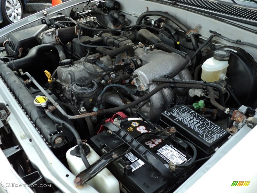 2003 Toyota Tacoma Xtracab 2.4 Liter DOHC 16-Valve 4 Cylinder Engine Photo #53739873