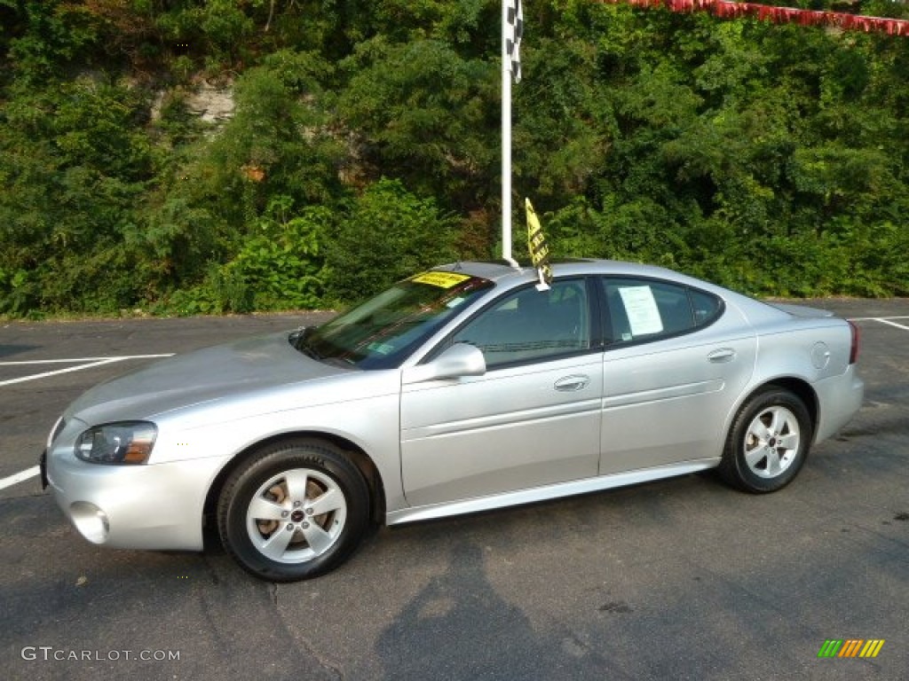 2005 Grand Prix GT Sedan - Galaxy Silver Metallic / Dark Pewter photo #1