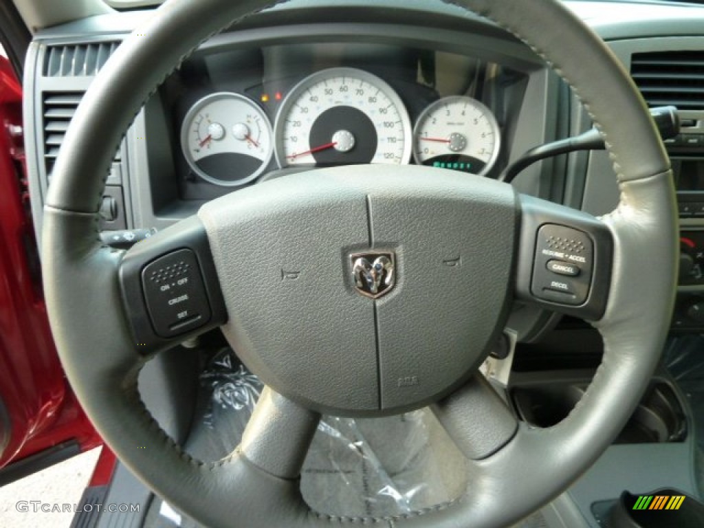 2007 Dodge Dakota SLT Quad Cab 4x4 Medium Slate Gray Steering Wheel Photo #53740365