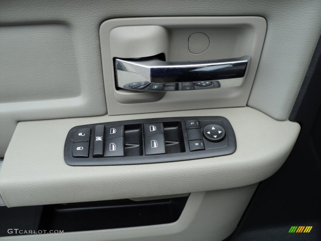 2011 Ram 1500 SLT Quad Cab 4x4 - Brilliant Black Crystal Pearl / Dark Slate Gray/Medium Graystone photo #30