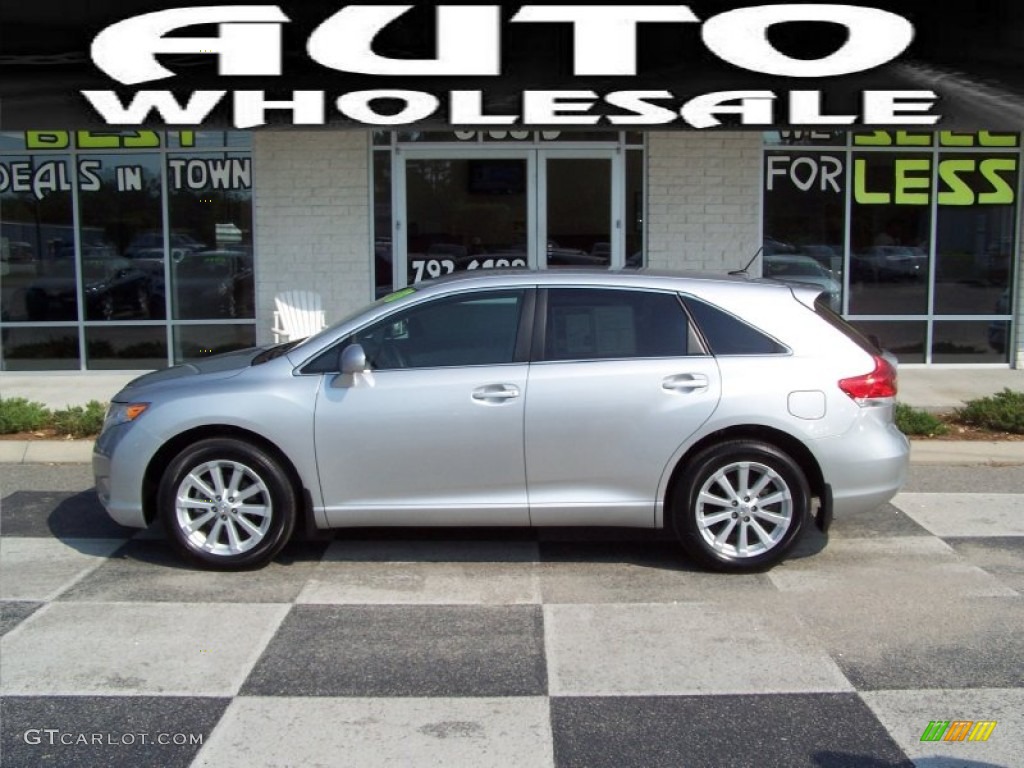 2010 Venza I4 - Classic Silver Metallic / Gray photo #1