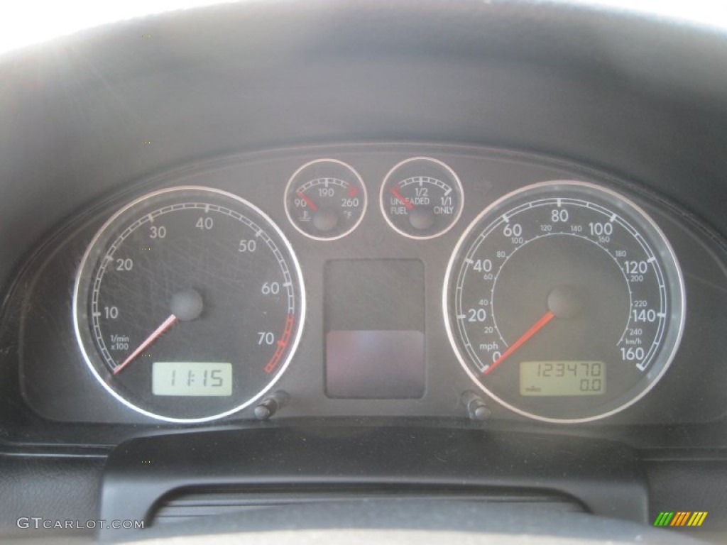 2001 Volkswagen Passat GLX Sedan Gauges Photo #53742585