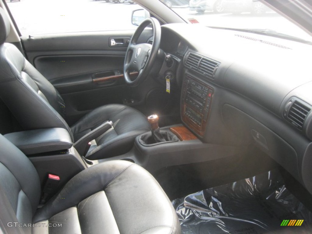 Black Interior 2001 Volkswagen Passat GLX Sedan Photo #53742645