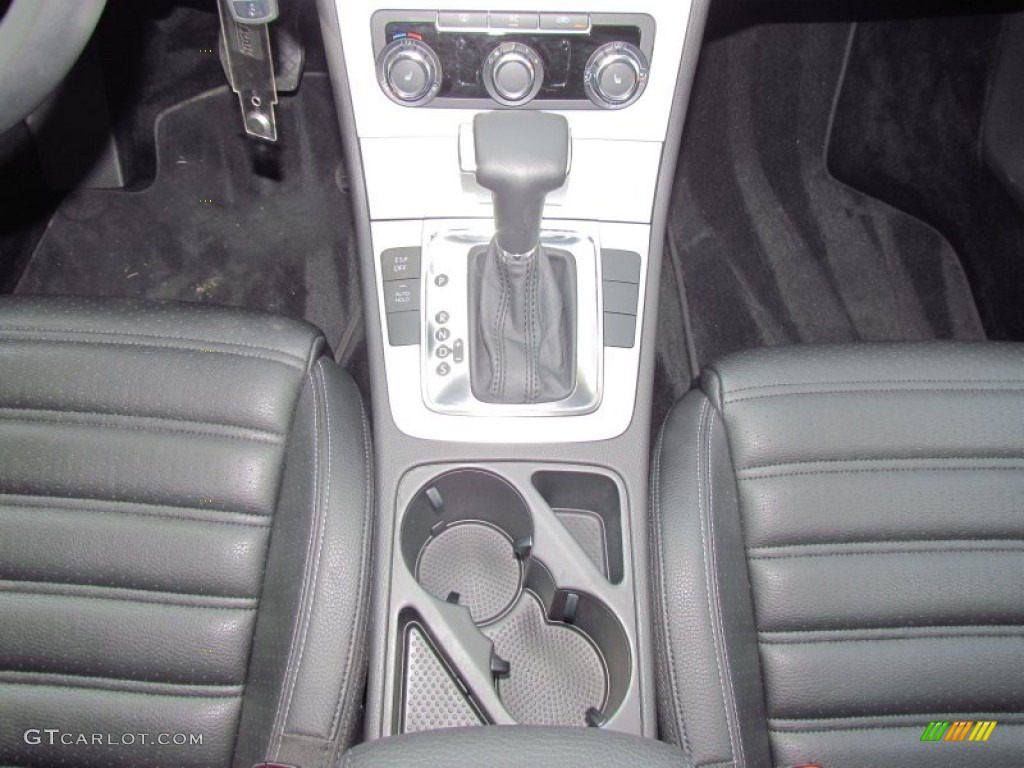 2009 CC Sport - White Gold Metallic / Black photo #18