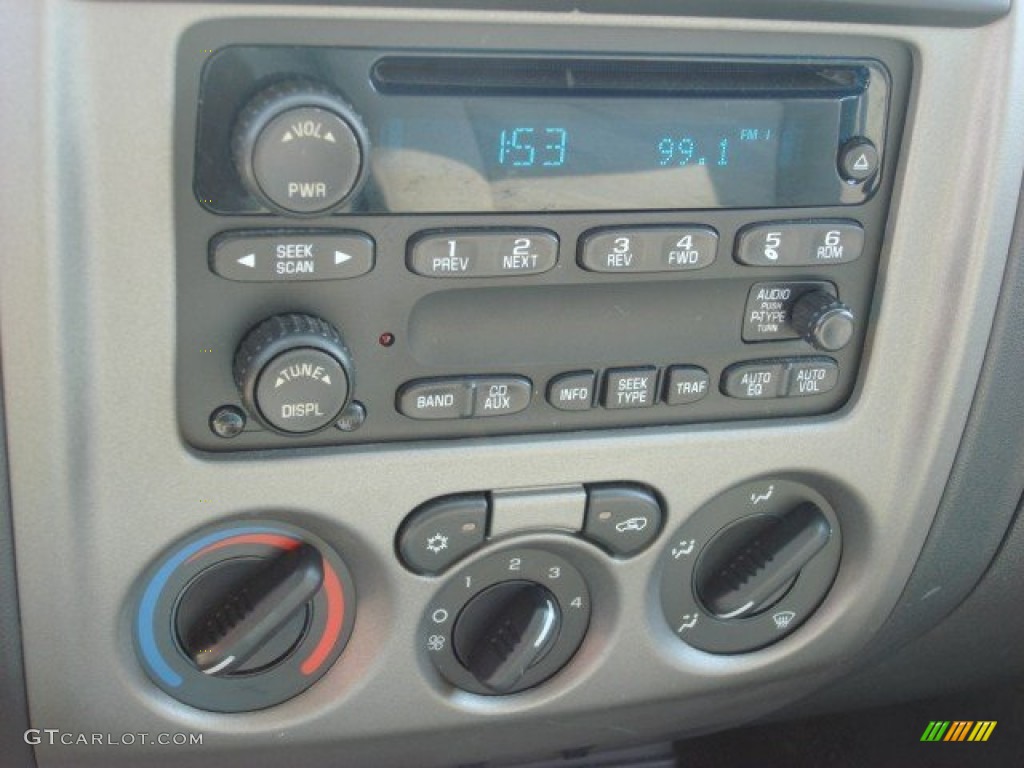2004 Chevrolet Colorado LS Crew Cab Audio System Photo #53745897