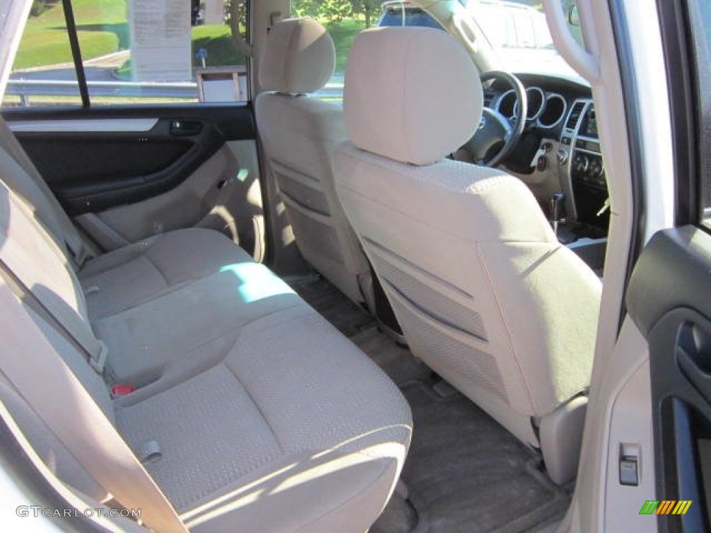 2004 4Runner SR5 4x4 - Natural White / Taupe photo #7